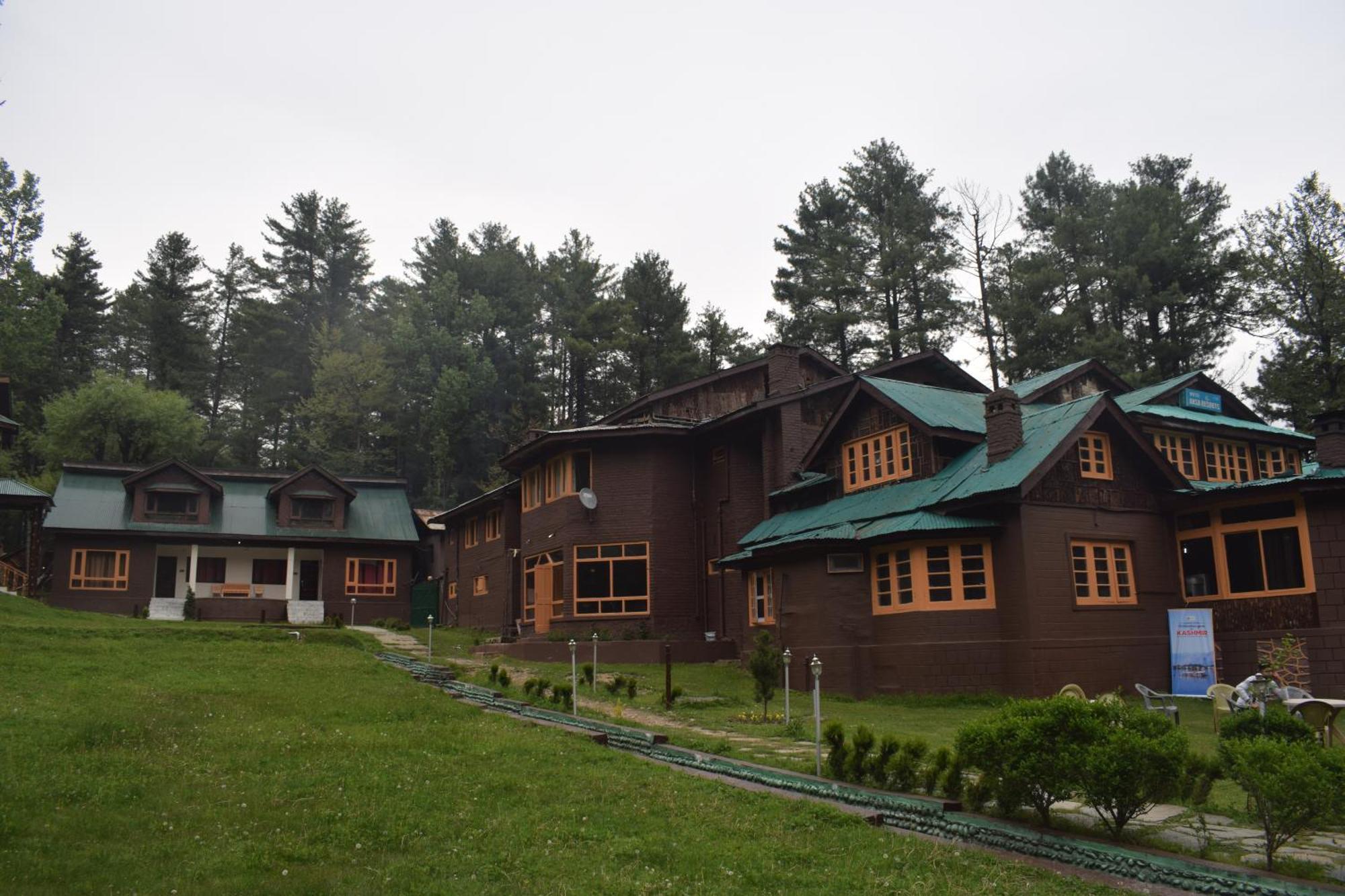 Aksa Resort Pahalgam Exterior photo